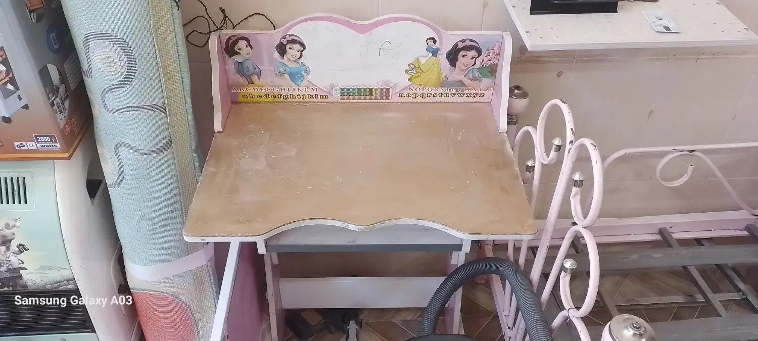 میز تحریر کودک|تخت و صندلی بچه|کرمانشاه, |دیوار
