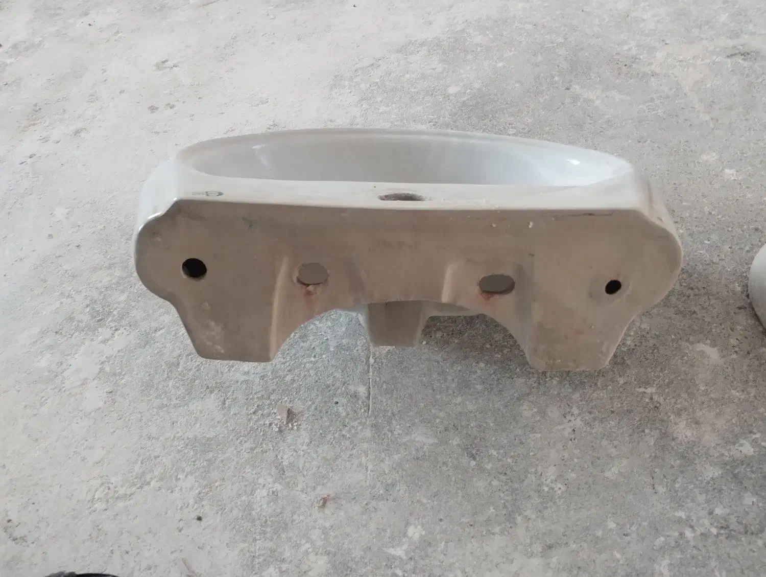 روشویی کارکرده|لوازم سرویس بهداشتی|تبریز, |دیوار