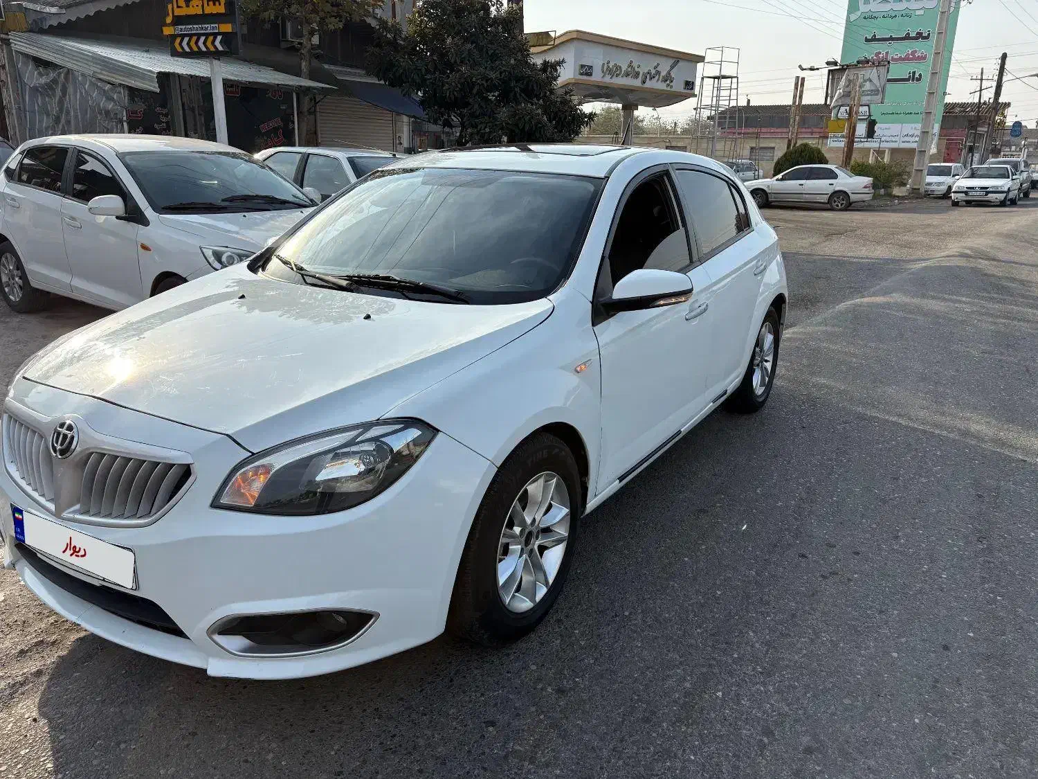 برلیانس320 اتومات موتور بزرگ ۹۷|خودرو سواری و وانت|لنگرود, |دیوار