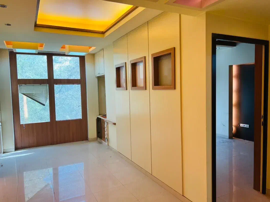 واحد اداری مجتمع صفویه|فروش دفتر کار، اتاق اداری، مطب|کاشان, شریعتی|دیوار