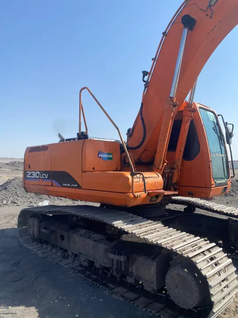 بیل دوسان ۲۳۰|خودرو سنگین|خمینیشهر, |دیوار