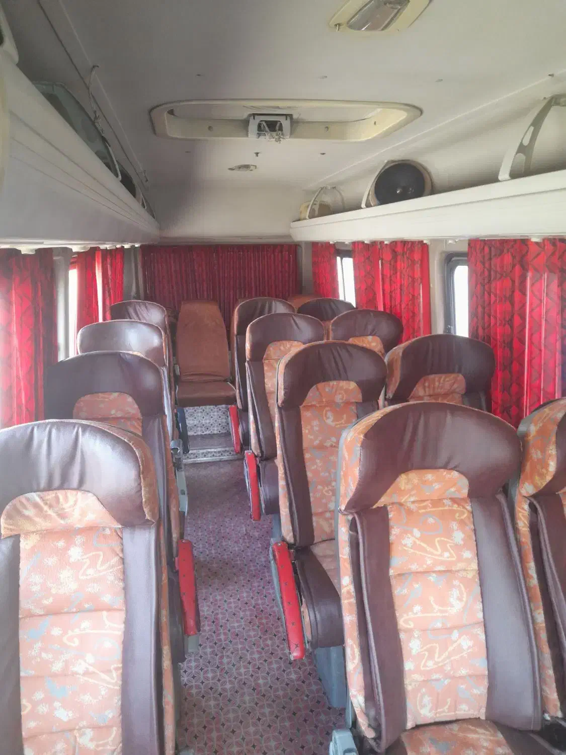 مینی بوس.شرکت.مدارس.دربستی وتورگردشگری|خدمات حمل و نقل|اصفهان, برازنده|دیوار