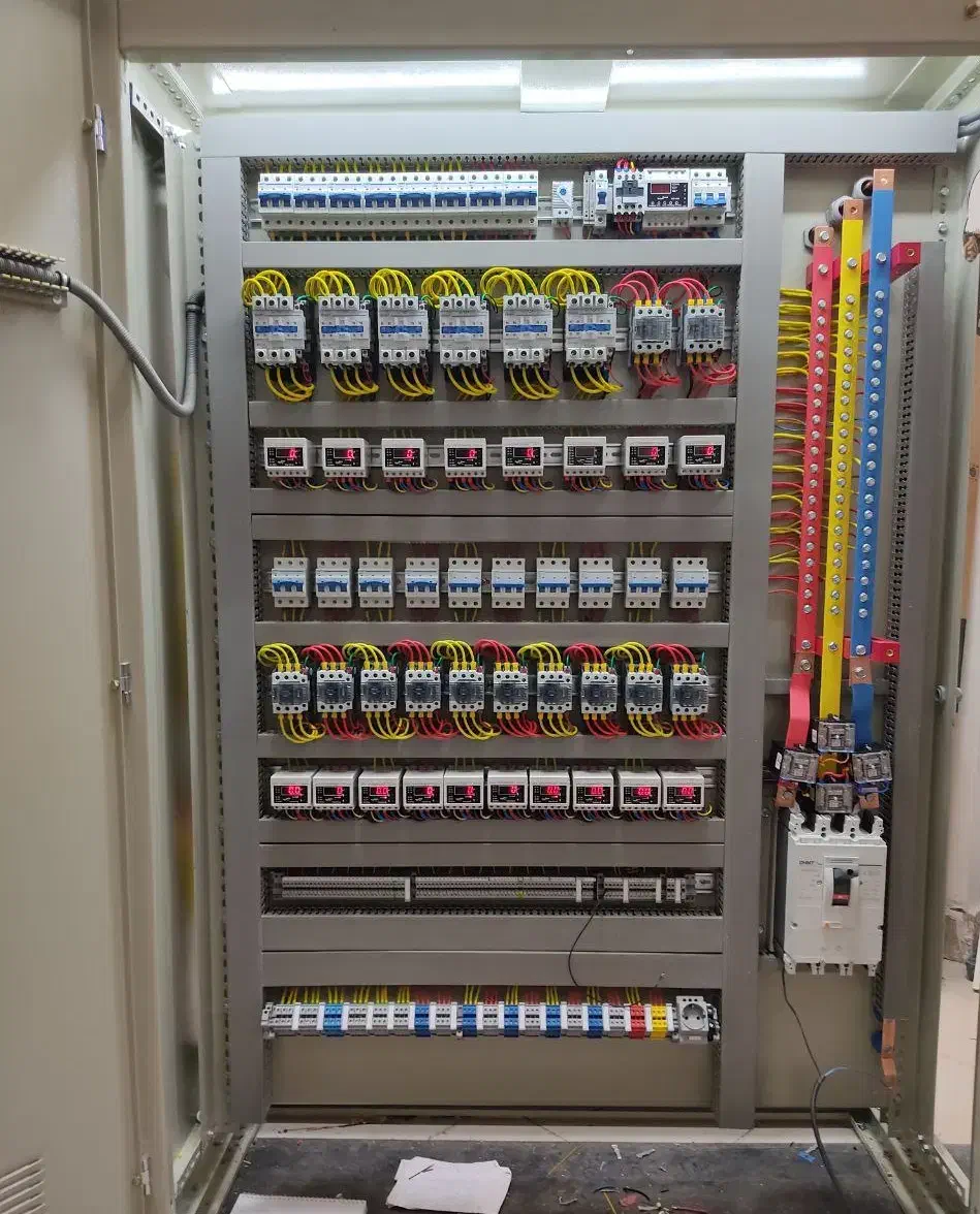 خدمات برق صنعتی مونتاژ تابلو کابل کشی و..|خدمات پیشه و مهارت|اردکان, |دیوار