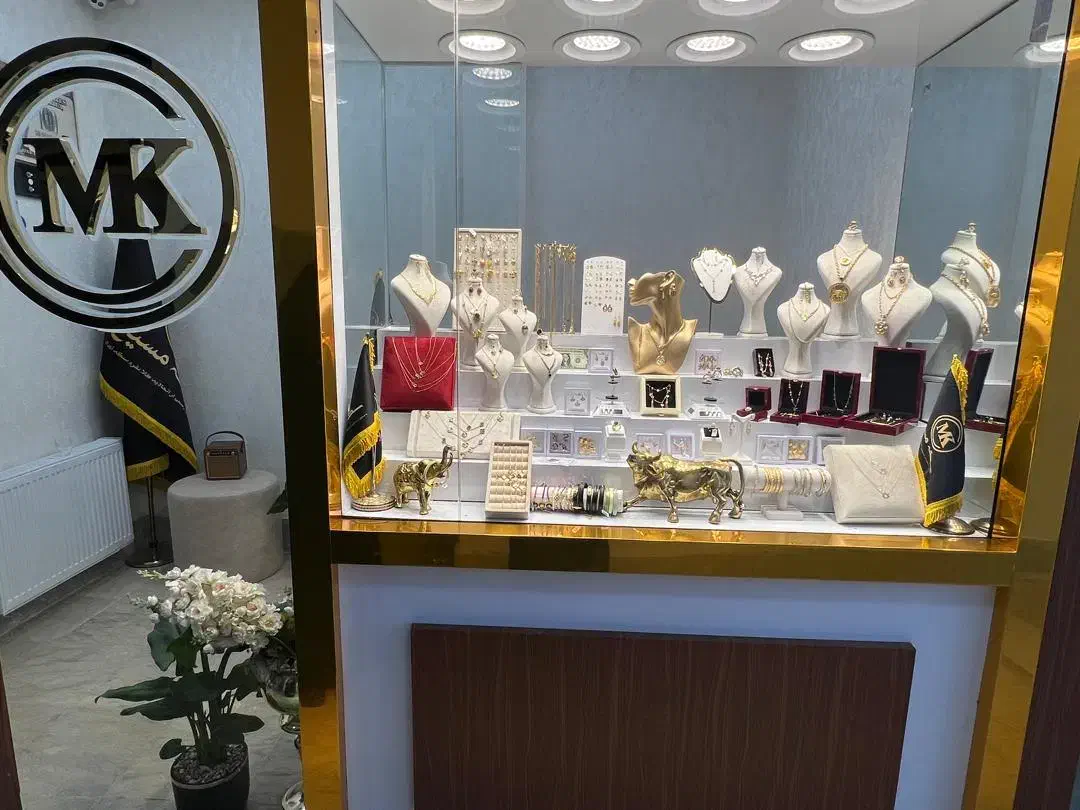 اجاره مغازه طلافروشی با ویترین|اجارهٔ مغازه و غرفه|نورآباد, |دیوار