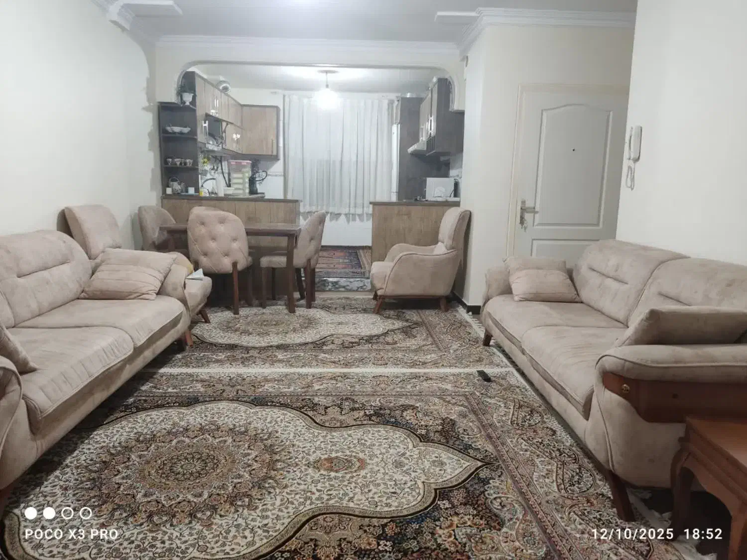 یک واحد آپارتمان ۶۸ متری دو خواب پارکینگ اختصاصی|فروش آپارتمان|تهران, کیانشهر|دیوار