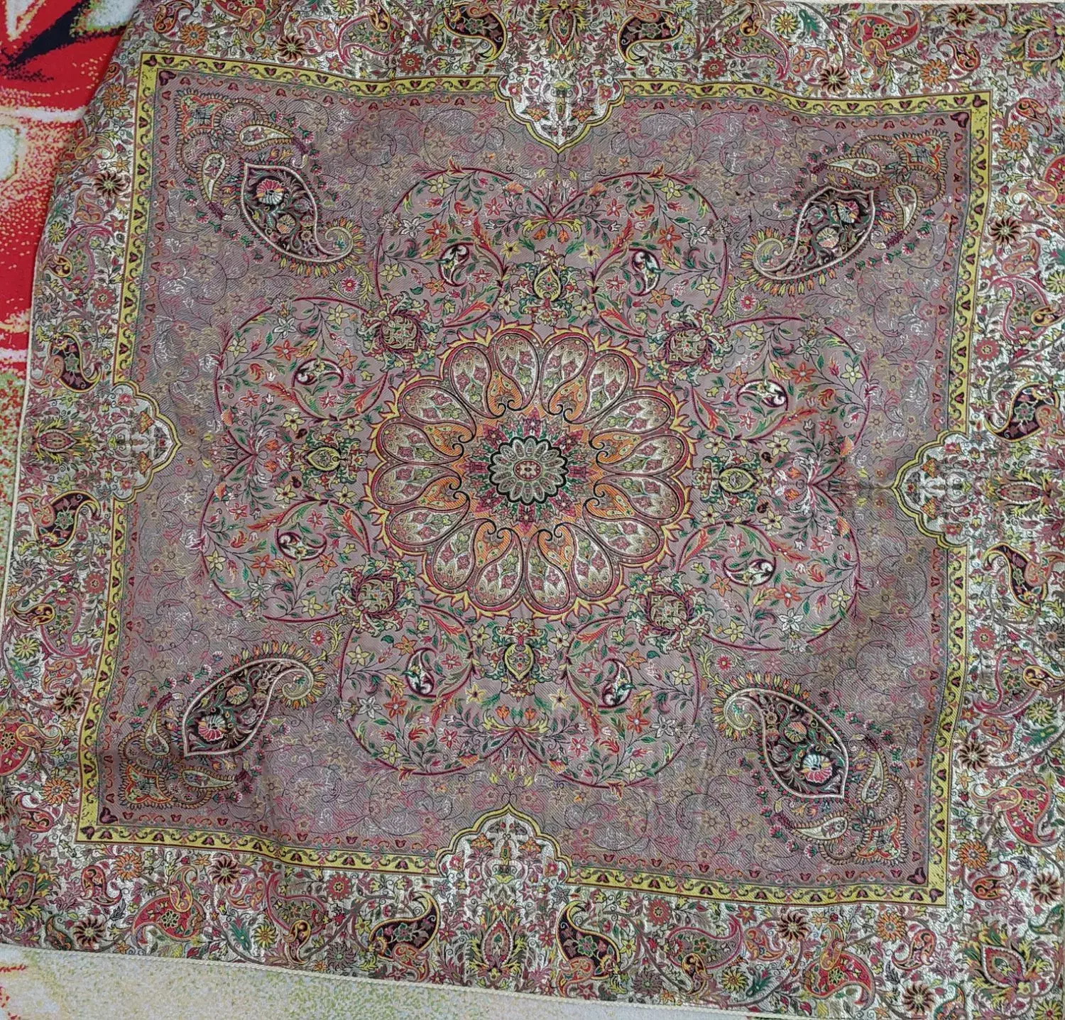 رومیزی نفیس ترمه یزد|پرده، رانر، رومیزی|کاشان, زیارتی|دیوار