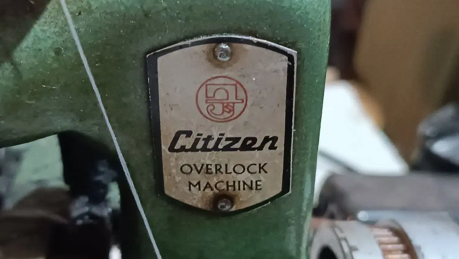 چرخ سر دوز و پسدوز|چرخ خیاطی و ریسندگی|ابهر, |دیوار