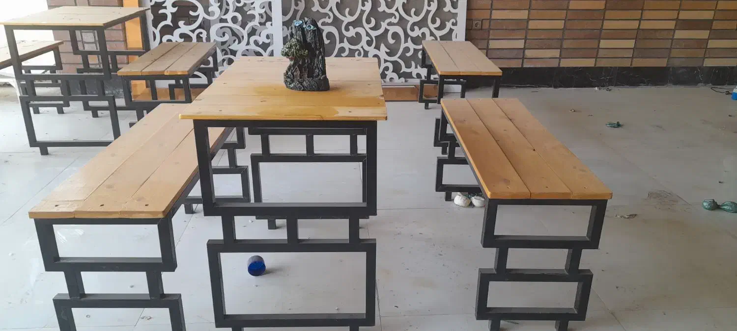 میز ونیمکت چوبی پایه فلزی|صندلی و نیمکت|شاهین‌شهر, خانه کارگر|دیوار