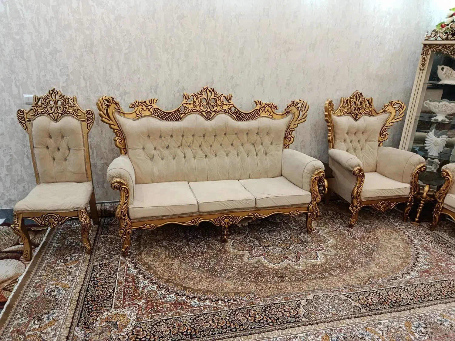 مبل 9 نفره قیمت پایین|مبلمان خانگی و میز عسلی|همدان, |دیوار