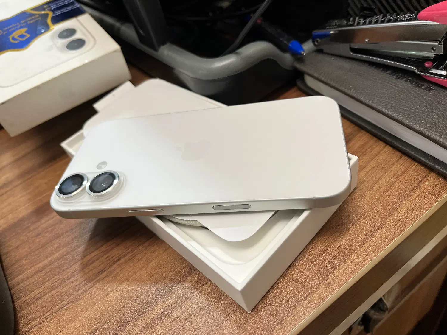 Iphone 16 normal128 gig|موبایل|تهران, فلسطین (میدان انقلاب)|دیوار