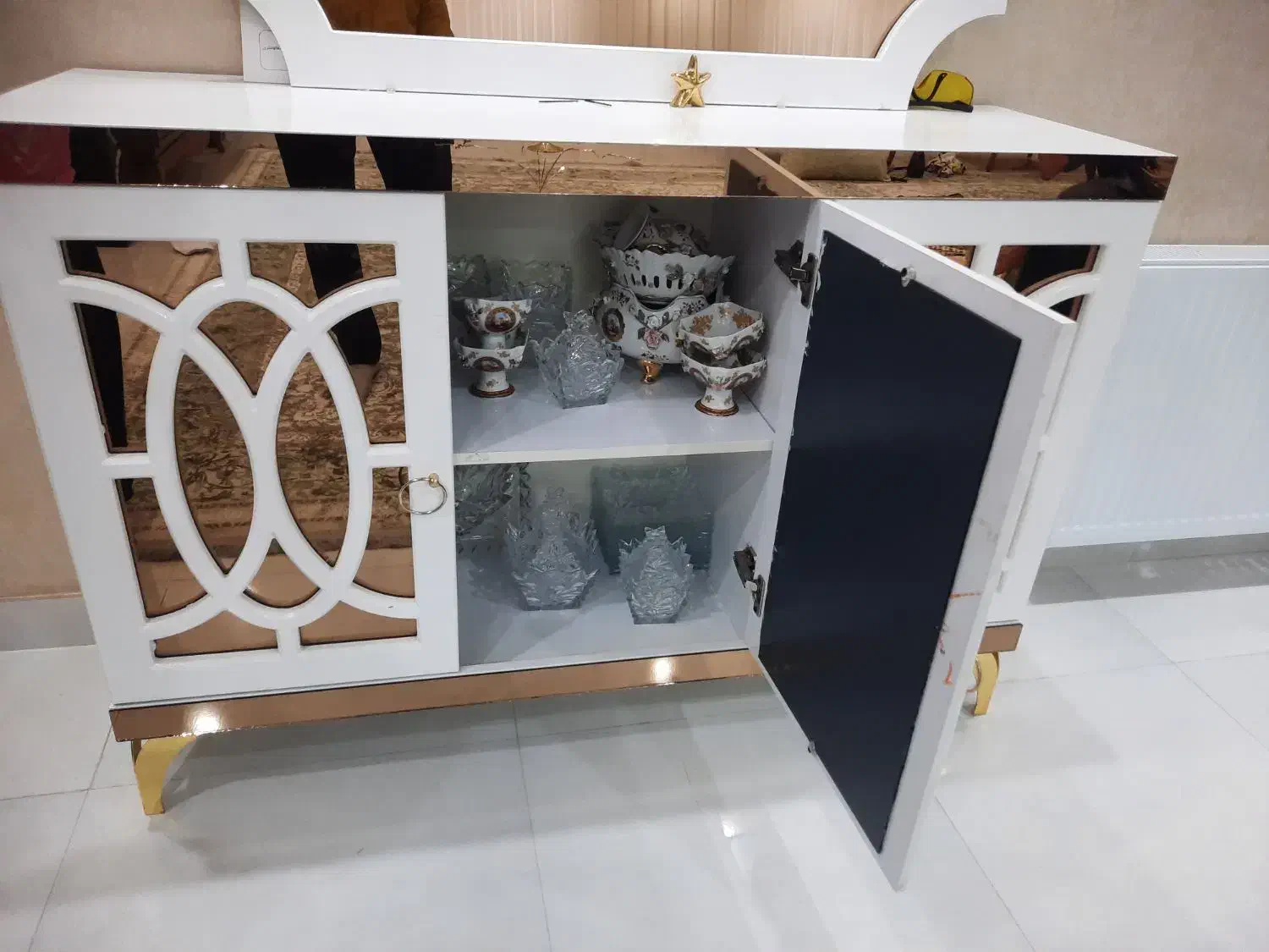 میز اینه کنسول درحد نو|بوفه، ویترین، کنسول|گلبهار, شهر جدید گلبهار|دیوار