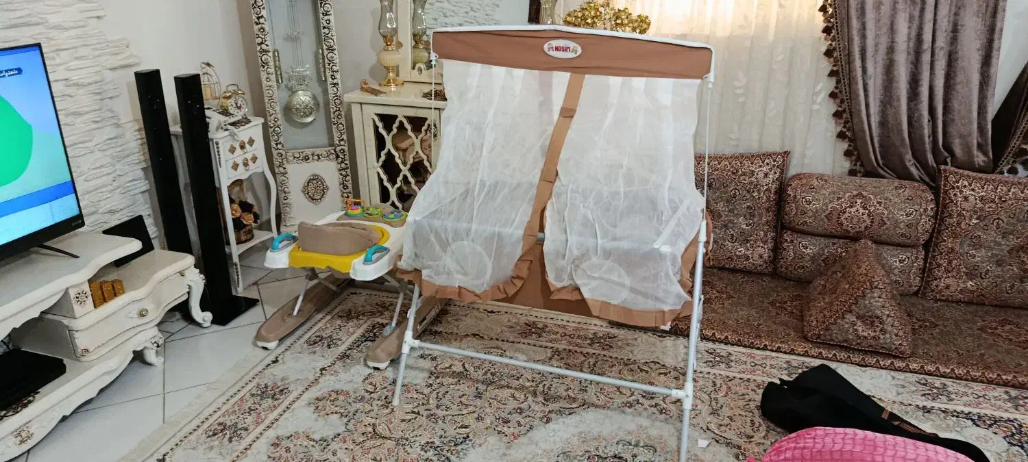 گهواره نوزاد|اسباب و اثاث بچه|هشتگرد, فاز ۳ مهستان|دیوار