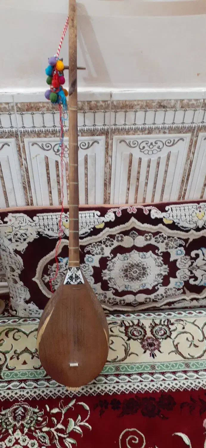 دوتار کاسه بزرگ استادی درجه یک به فروش میرسه|سازهای سنتی|سبزوار, قصبه غربی|دیوار