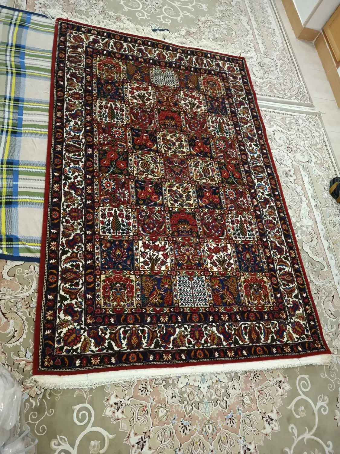 فروش جفت قالی دست بافت 1/7 در 2/6 خشتی چالشتری|فرش|شهرکرد, |دیوار