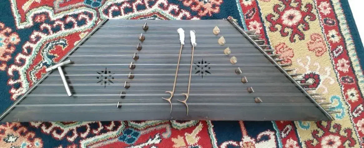 سنتور|سازهای سنتی|بروجرد, |دیوار