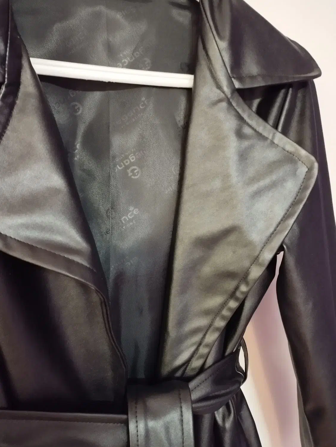 مانتو چرم آستر دار مشکی نو|لباس|دلیجان, |دیوار