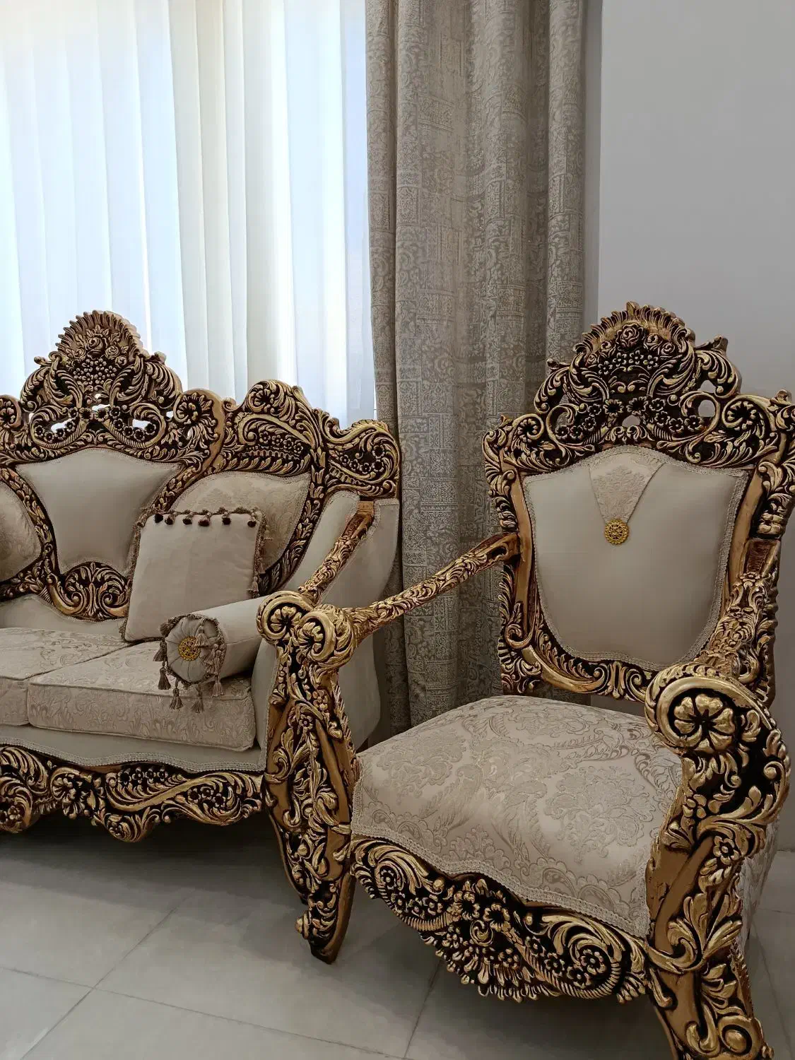 مبل استیل سلطنتی ۷ نفره با ناهارخوری|مبلمان خانگی و میز عسلی|محمدشهر, ولدآباد|دیوار