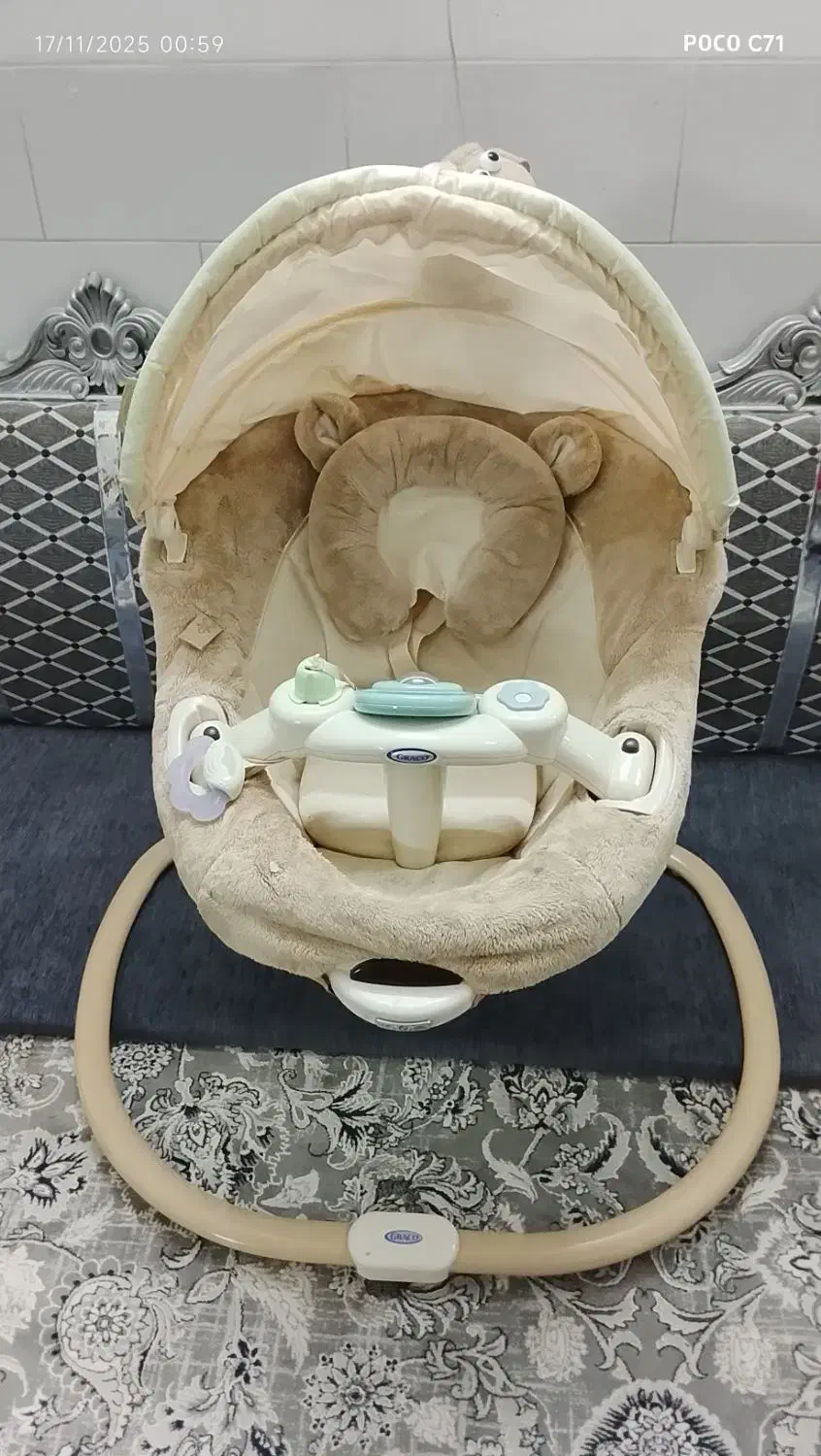 گهواره برقی|کالسکه و لوازم جانبی|یزد, |دیوار