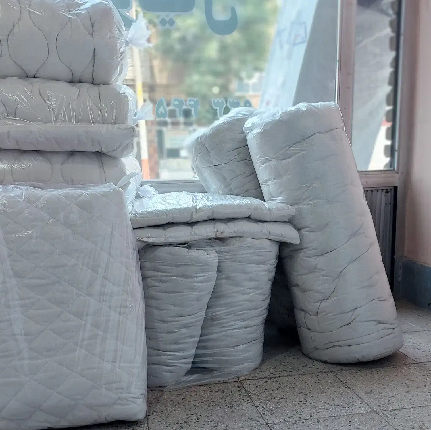 لحاف تشک اقساطی با پشم گوسفندی تضمینی|رختخواب، بالش، پتو|مرند, |دیوار