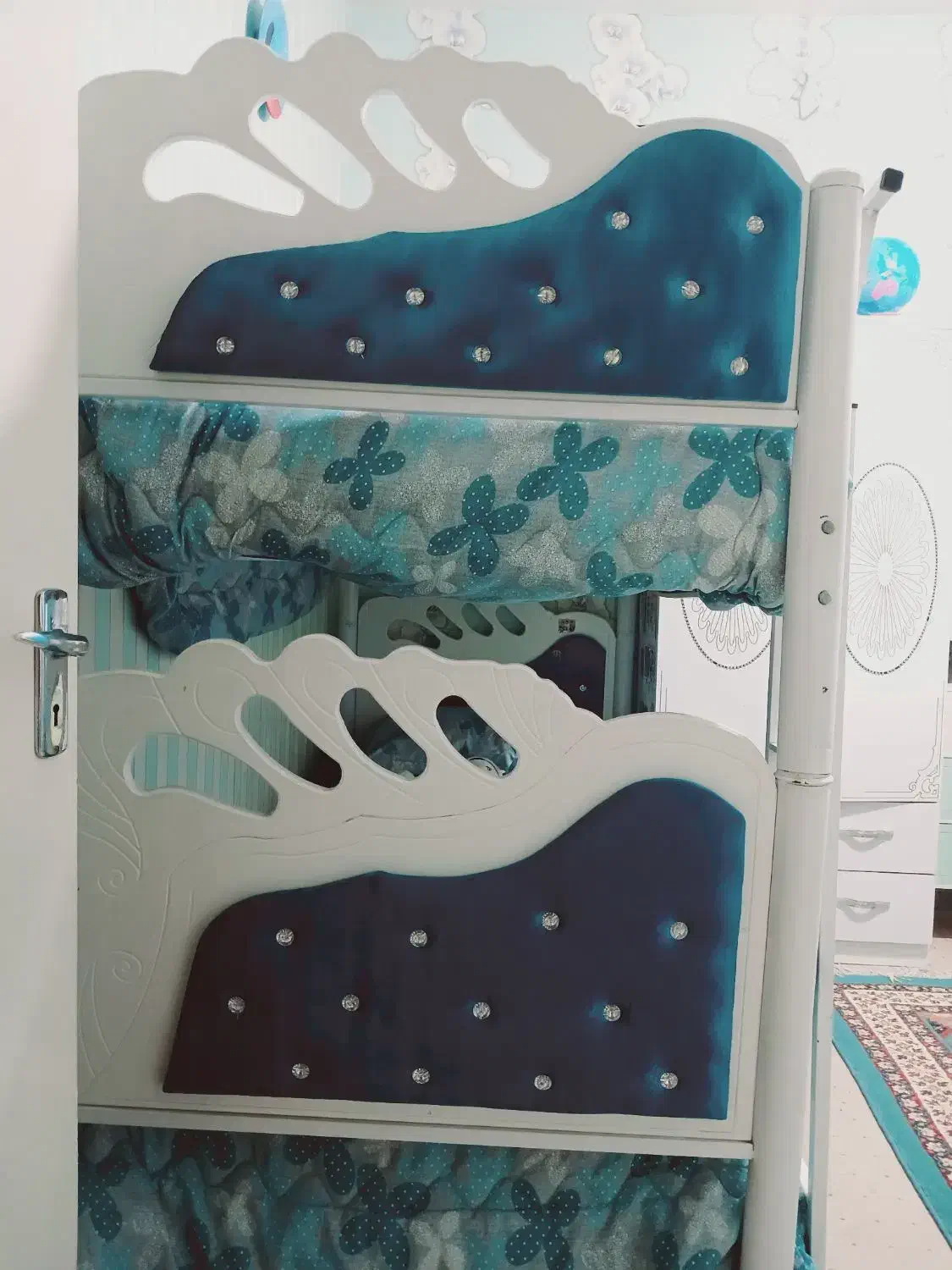 تختخواب دو طبقه همراه با تشک|تخت و سرویس خواب|دوگنبدان, |دیوار