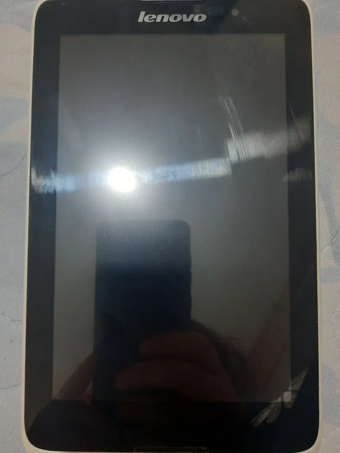 تبلت لنوو|تبلت|تهران, امام حسین|دیوار