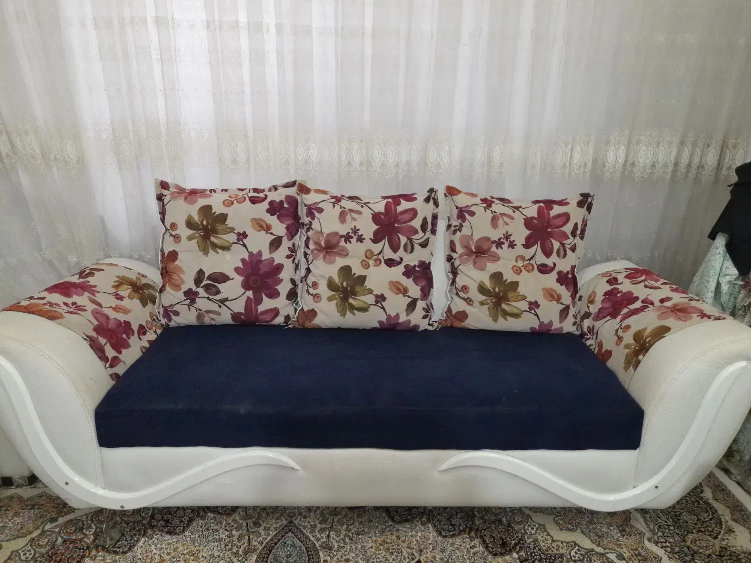 مبل راحتی|مبلمان خانگی و میز عسلی|قم, شهرک مهدیه|دیوار