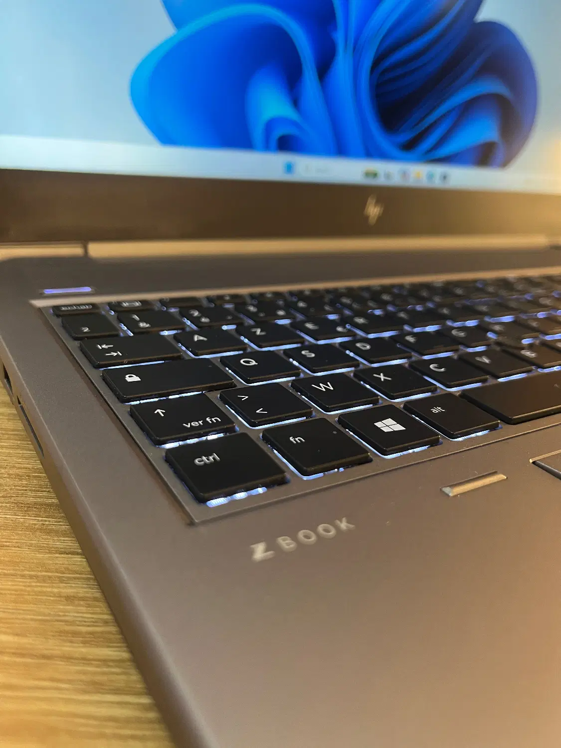 لپتاپ صنعتی hp سری Zbook i7|رایانه همراه|رشت, چله خانه|دیوار