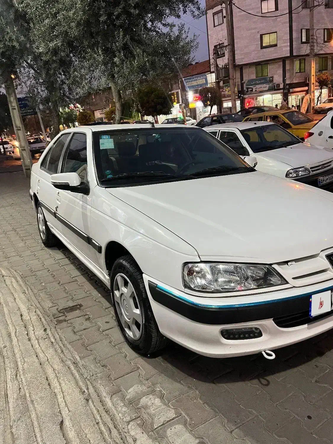 پژو پارس موتور جدید بی نقطه لاکاغذی|خودرو سواری و وانت|گرگان, |دیوار