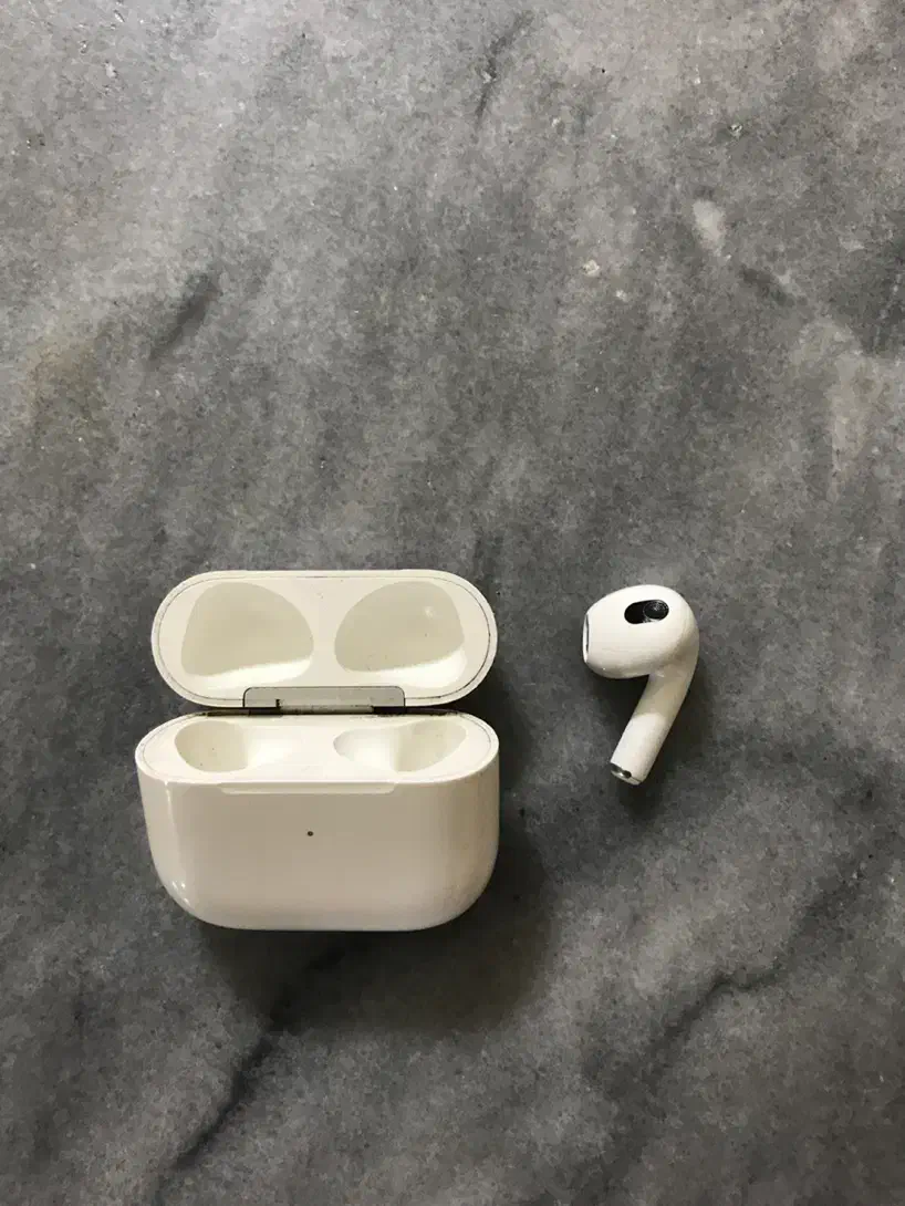 ایرپاد ۳ کیس و تک گوش راست|لوازم جانبی موبایل و تبلت|تهران, ایرانشهر|دیوار