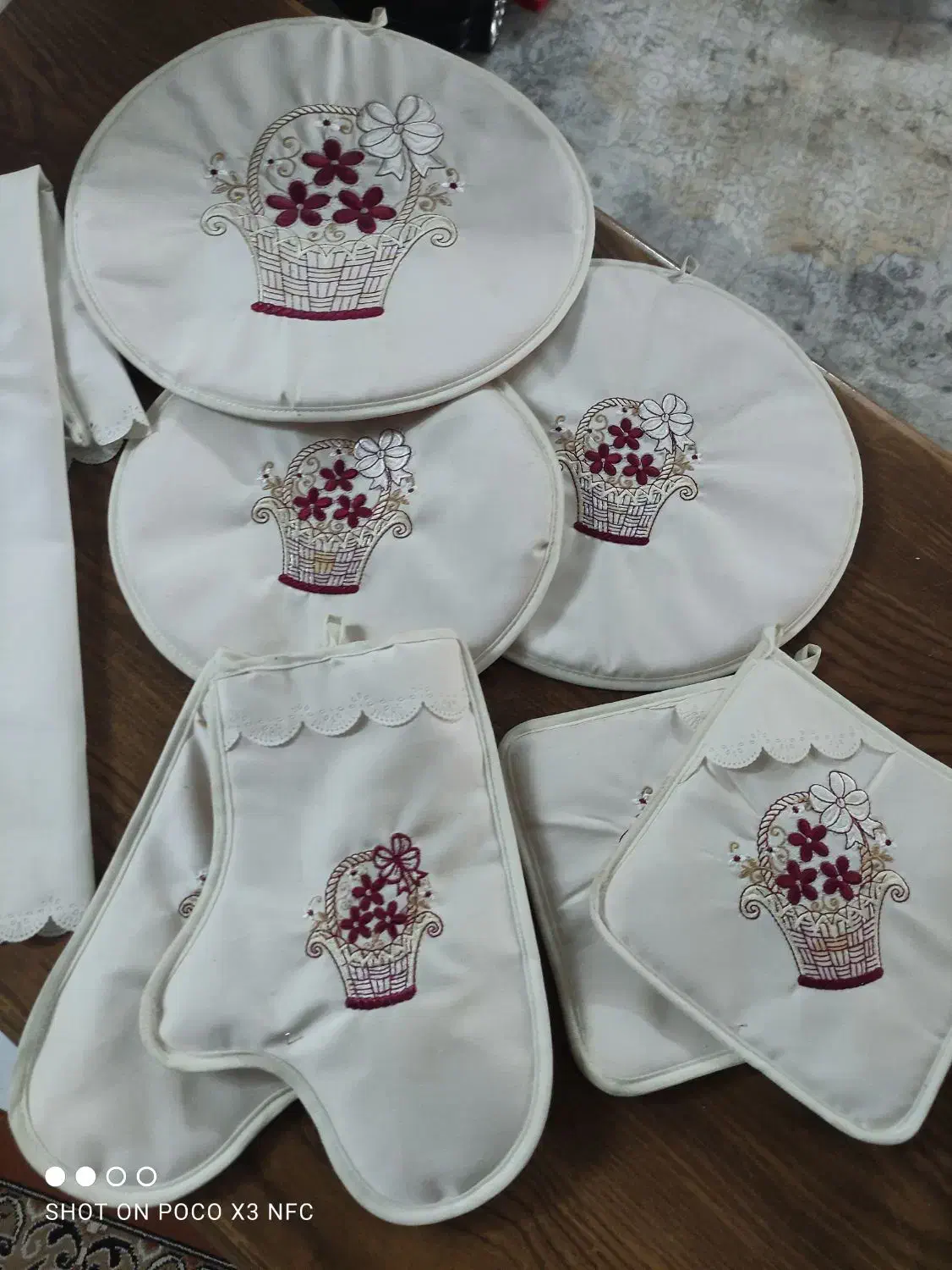 سرویس دمکنی و دستگیره|سفره، حوله، دستمال آشپزخانه|مشهد, نوید|دیوار