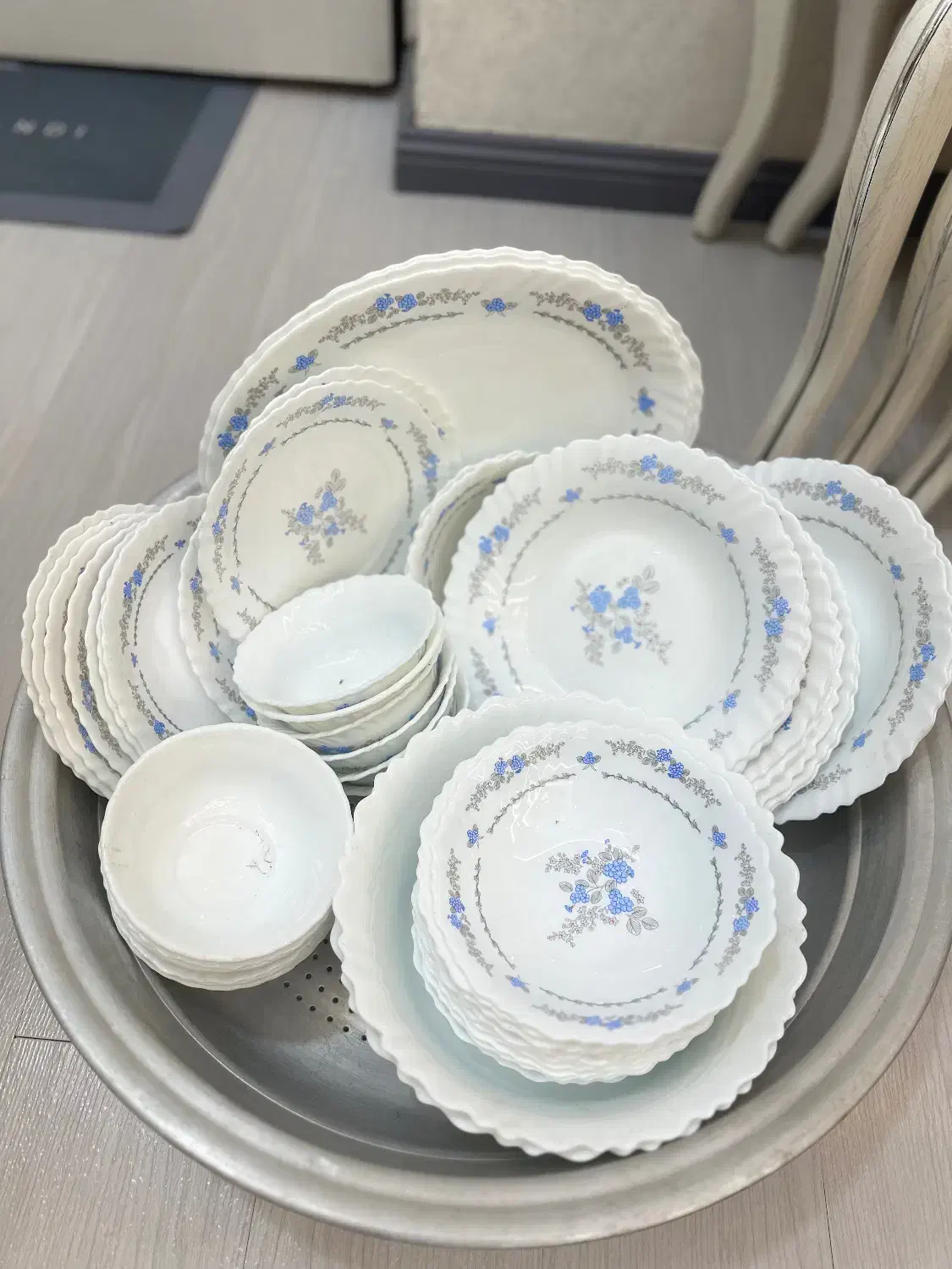 سرویس اکروپال|ظروف سرو و پذیرایی|رشت, کوی مهر|دیوار