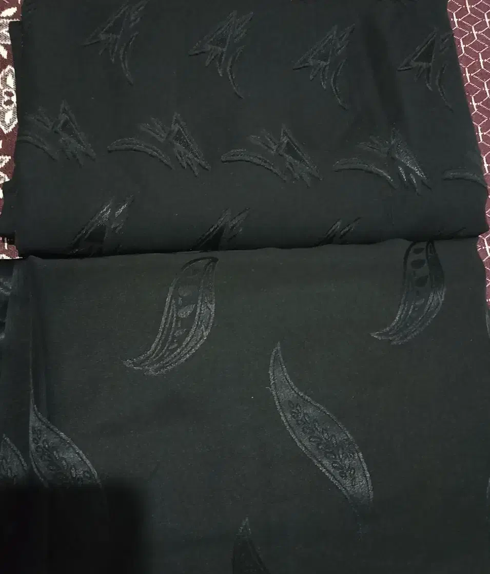 چادر مشکی|لباس|اردبیل, |دیوار