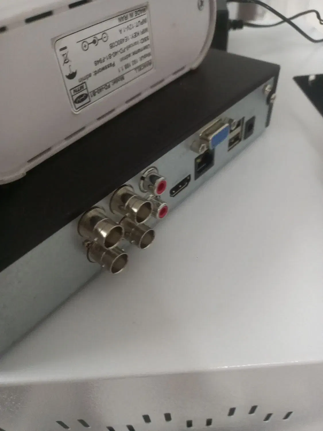 دوربین به همراه باکس و بقیه وسایل|دوربین مداربسته|بابل, |دیوار