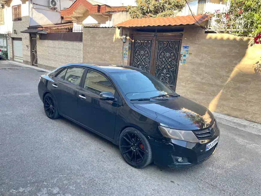 آریو مدل 97 با لوازم خیلی تمیز و سالم|خودرو سواری و وانت|رشت, بلوار گیلان|دیوار