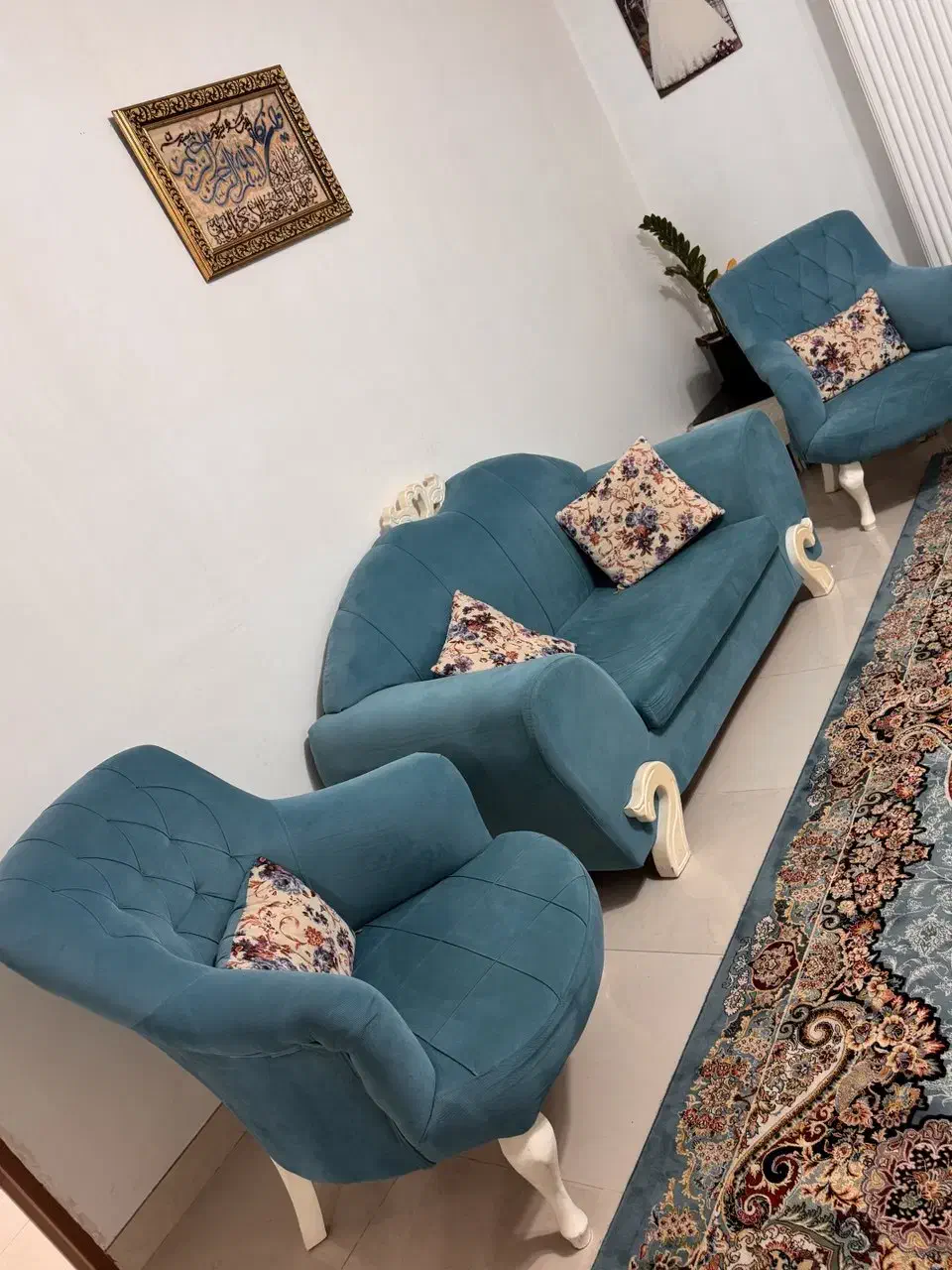 فروش مبلمان و فرش و میز وسط و عسلی|مبلمان خانگی و میز عسلی|رشت, فلسطین|دیوار