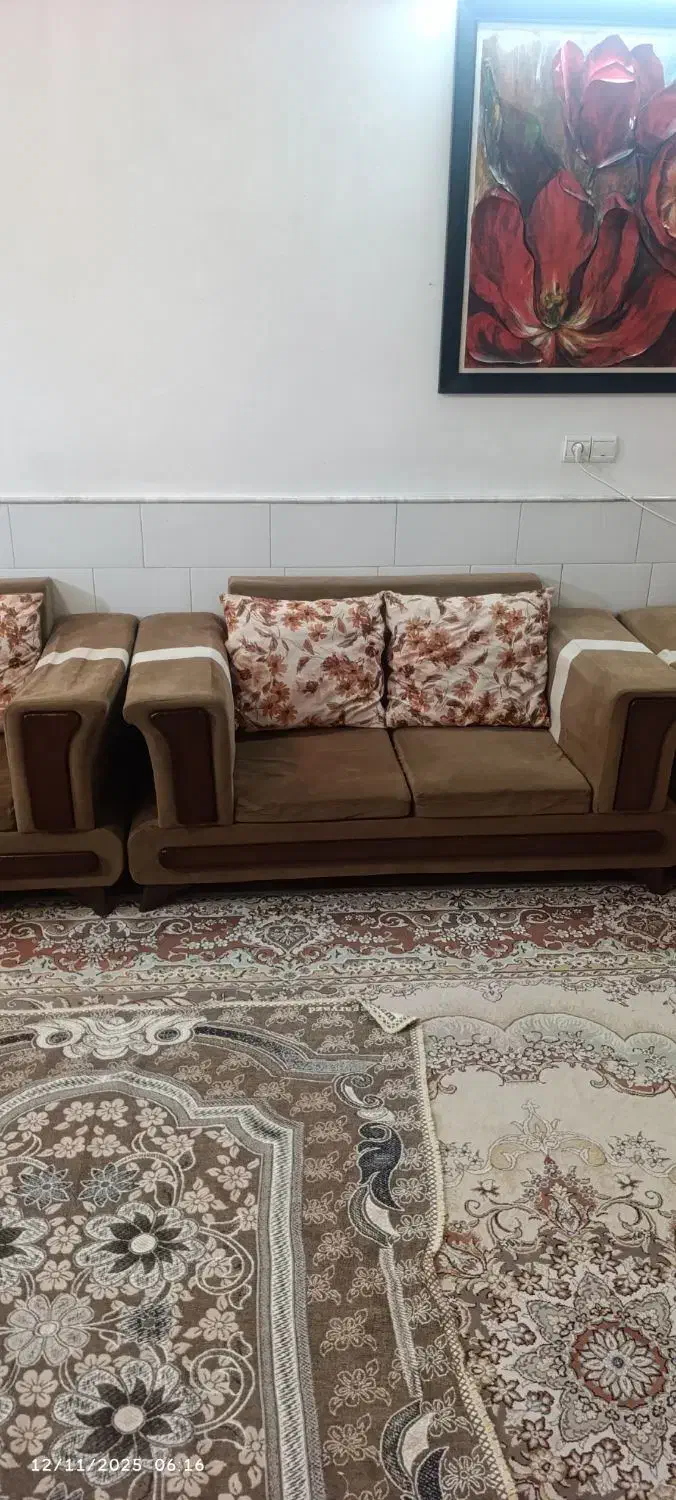 مبل راحتی|مبلمان خانگی و میز عسلی|کاشان, قطب راوندی|دیوار