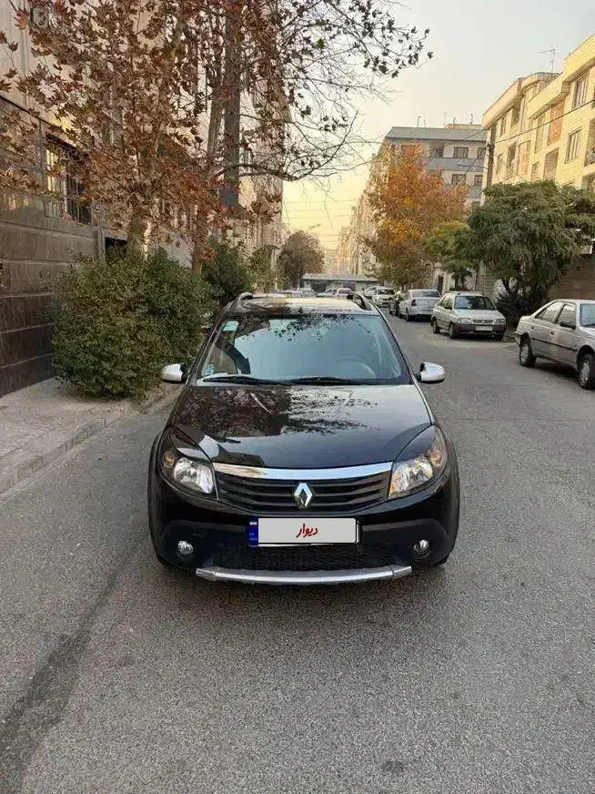 ساندرو استپ وی دنده ای بی رنگ درجه یک|خودرو سواری و وانت|تهران, شهران شمالی|دیوار