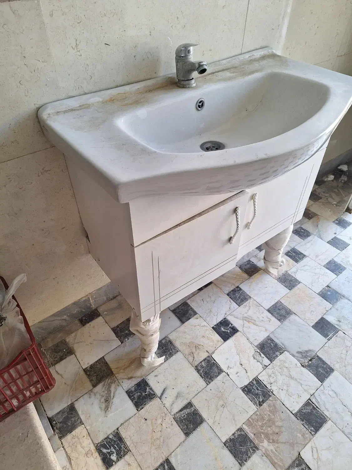 روشویی و یر و کمد pvc|لوازم سرویس بهداشتی|شیروان (خراسان), |دیوار