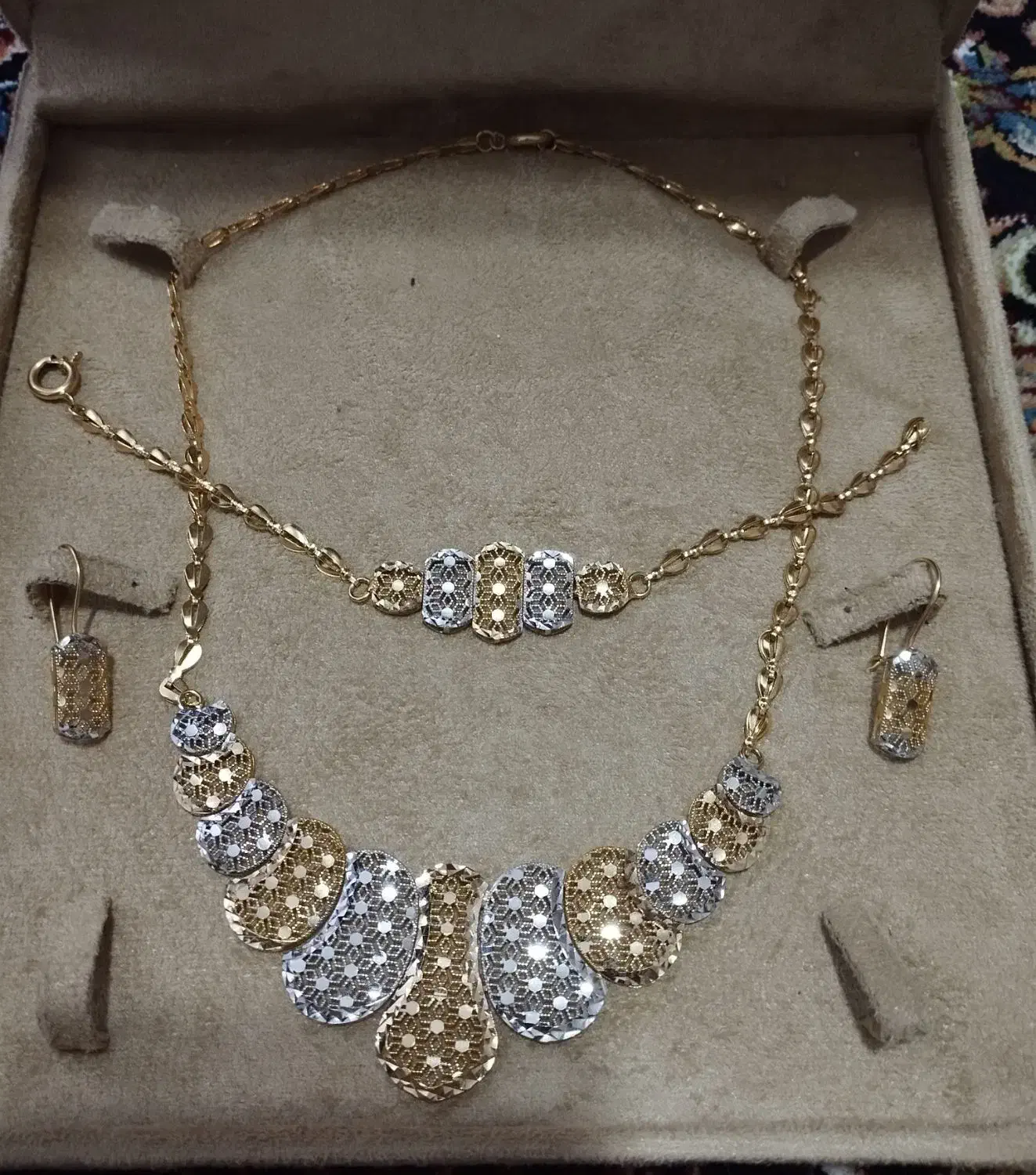 سرویس طلای عروس ویترینی کاملانو|جواهرات|یاسوج, |دیوار