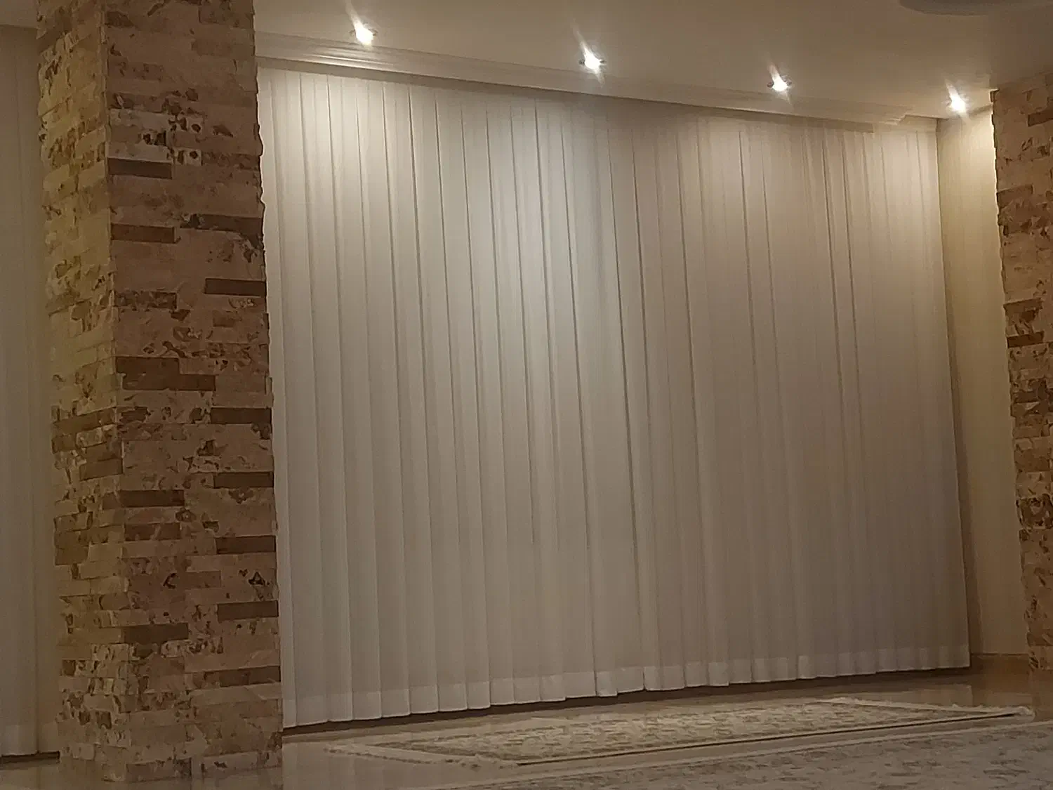 پرده حریر همراه آستر حدود ۵۰ متر پارچه پنجره ۸متر|پرده، رانر، رومیزی|آبیک, |دیوار