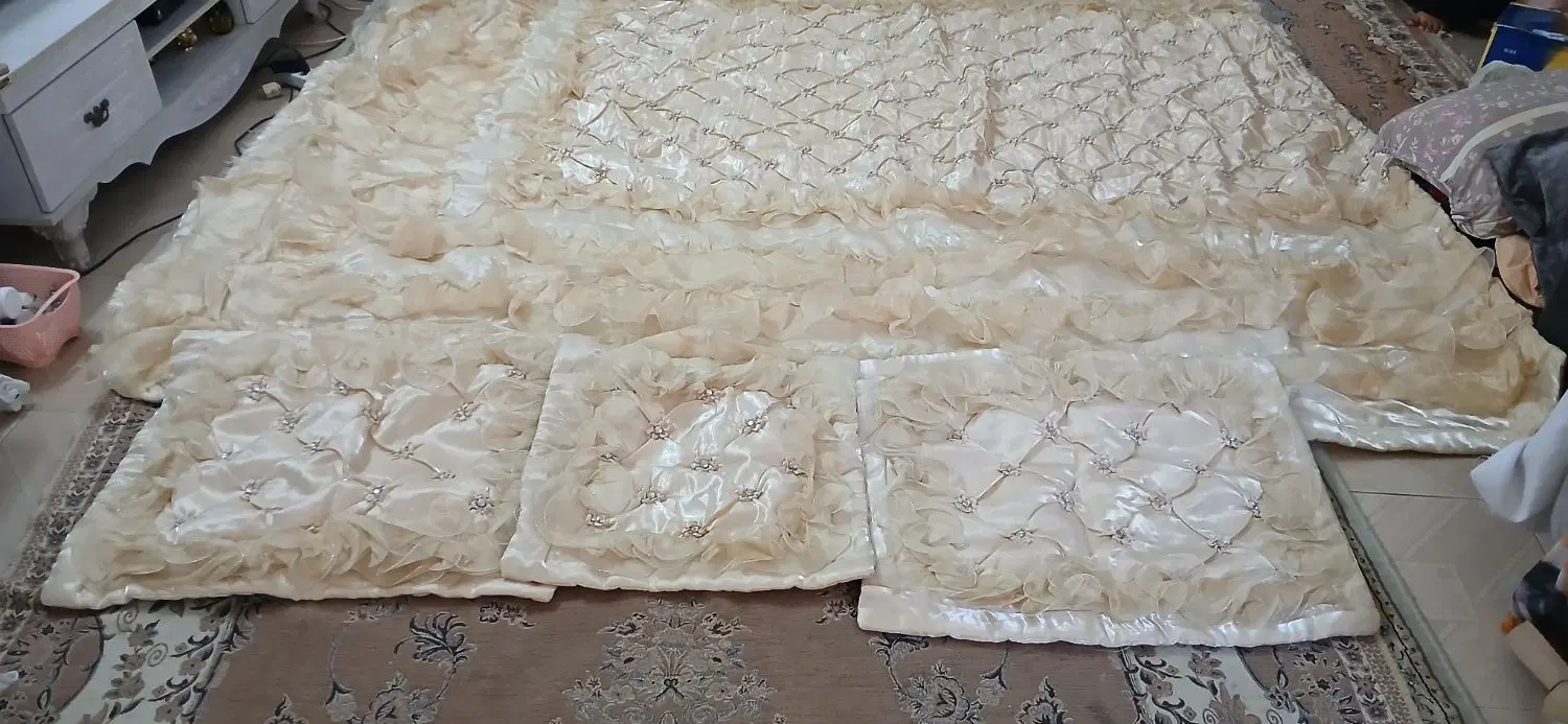 روی تخت دونفره ترک اصلا شسته نشده|تخت و سرویس خواب|تهران, مینای جنوبی|دیوار