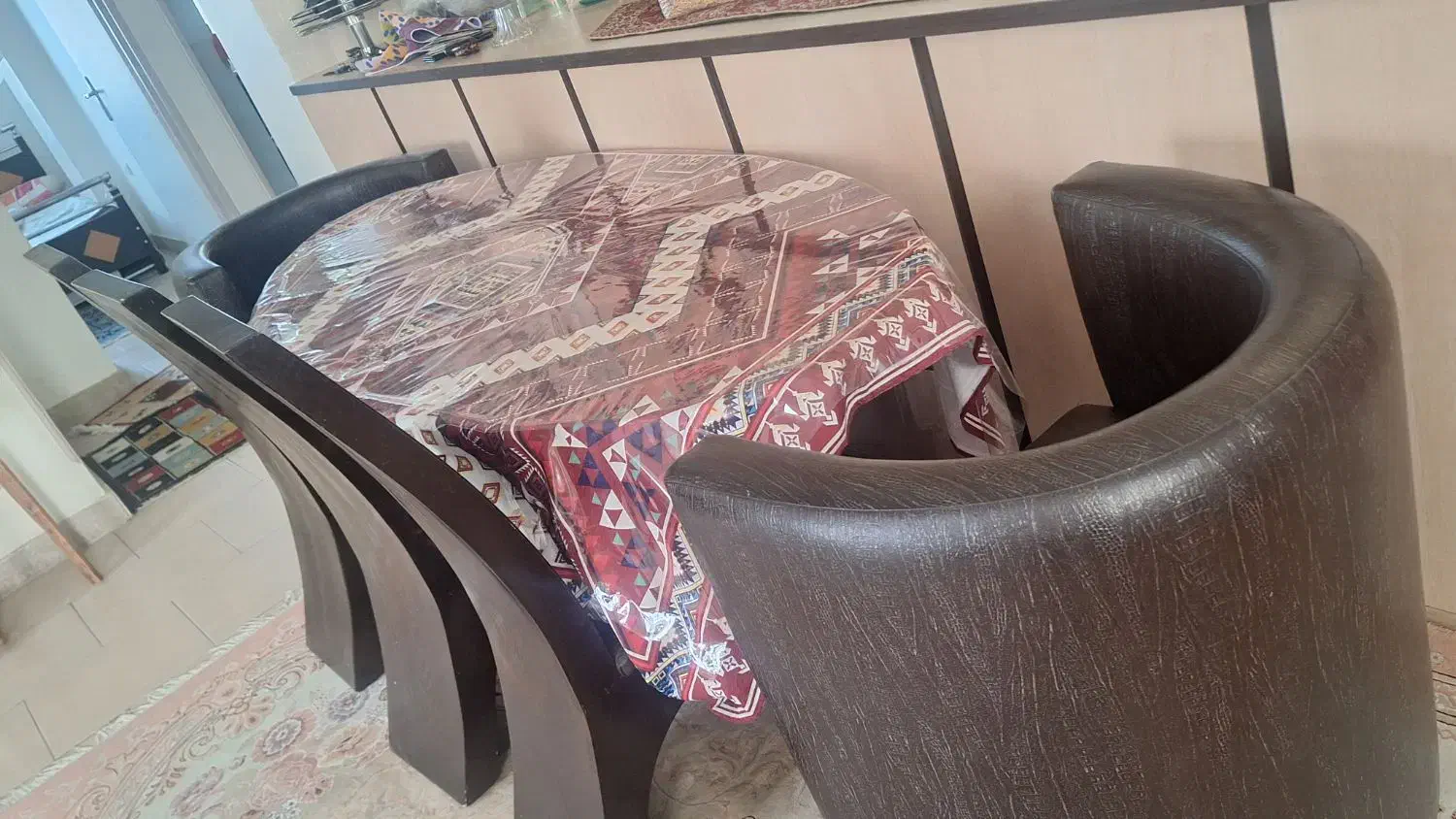 میز ناهار خوری ،عسلی،میز وسط|مبلمان خانگی و میز عسلی|اندیشه, اندیشه فاز ۴|دیوار