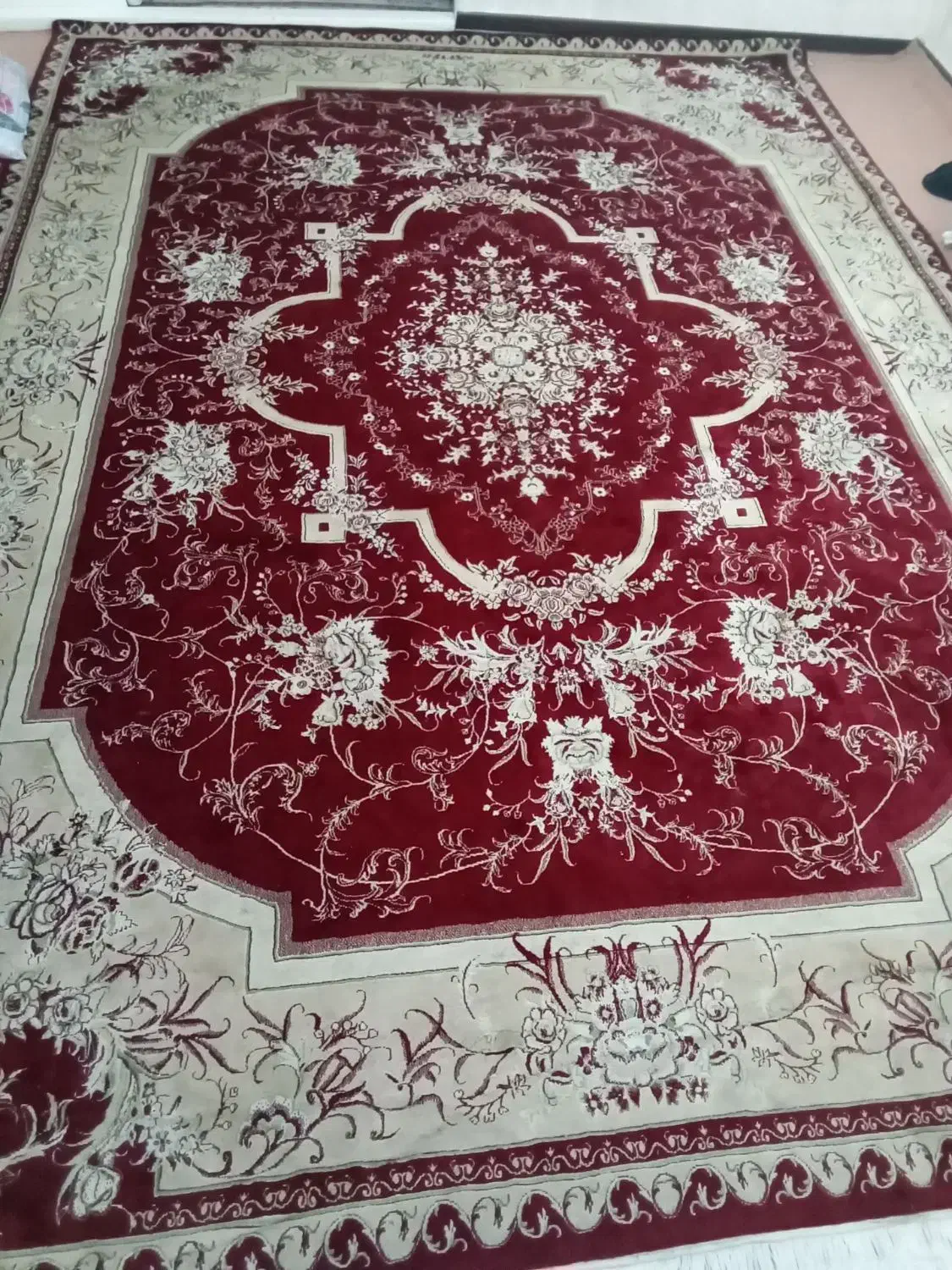 فرش ۱۲ متری|فرش|ری, جوانمرد قصاب|دیوار