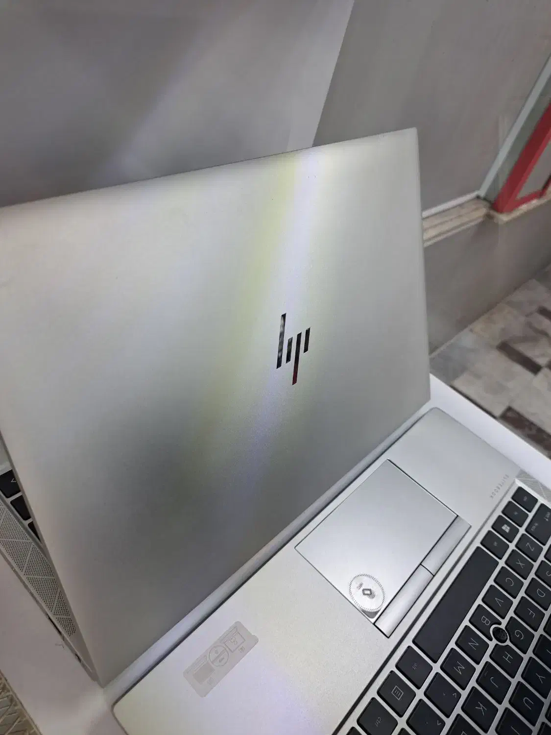 لپ تاپ المونیونی اچ پی زیبا ظریف|رایانه همراه|تبریز, |دیوار