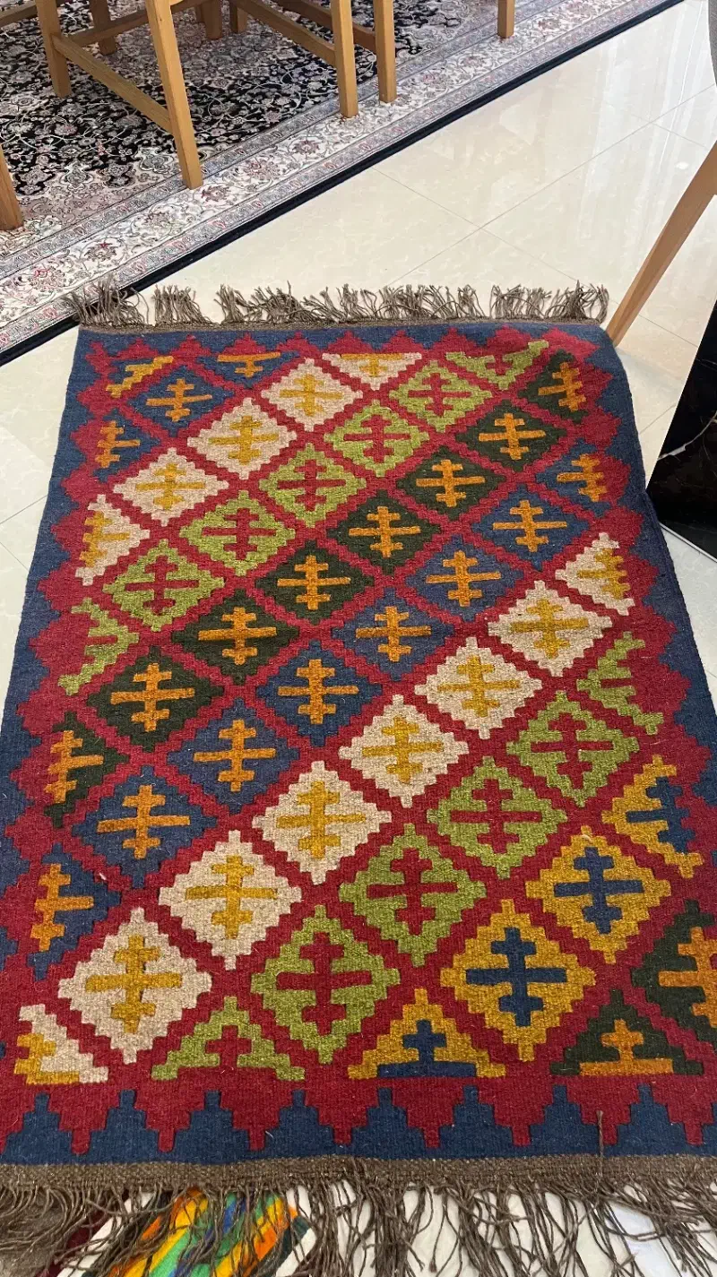 دو‌عدد گلیم نو در ابعاد یک در یک و نیم|گلیم، جاجیم، گبه|تهران, شهرک آزمایش|دیوار