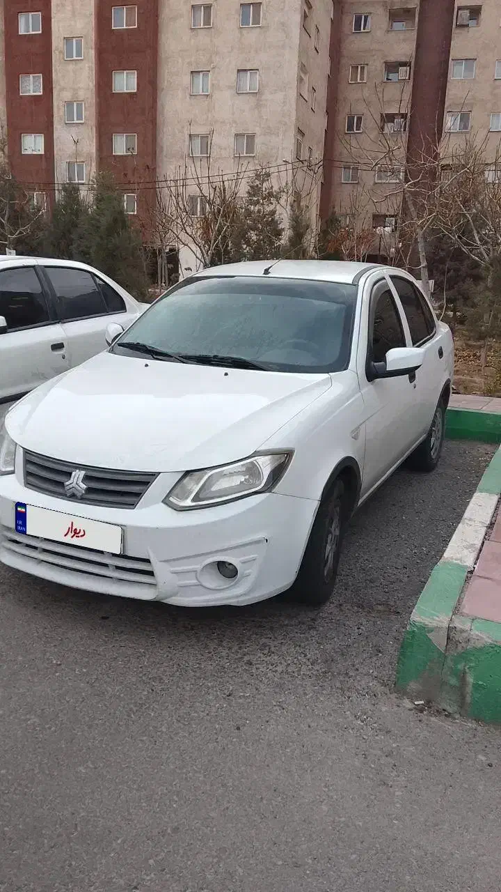 ساینا ۱۴۰۰ سفید|خودرو سواری و وانت|چهارباغ, |دیوار