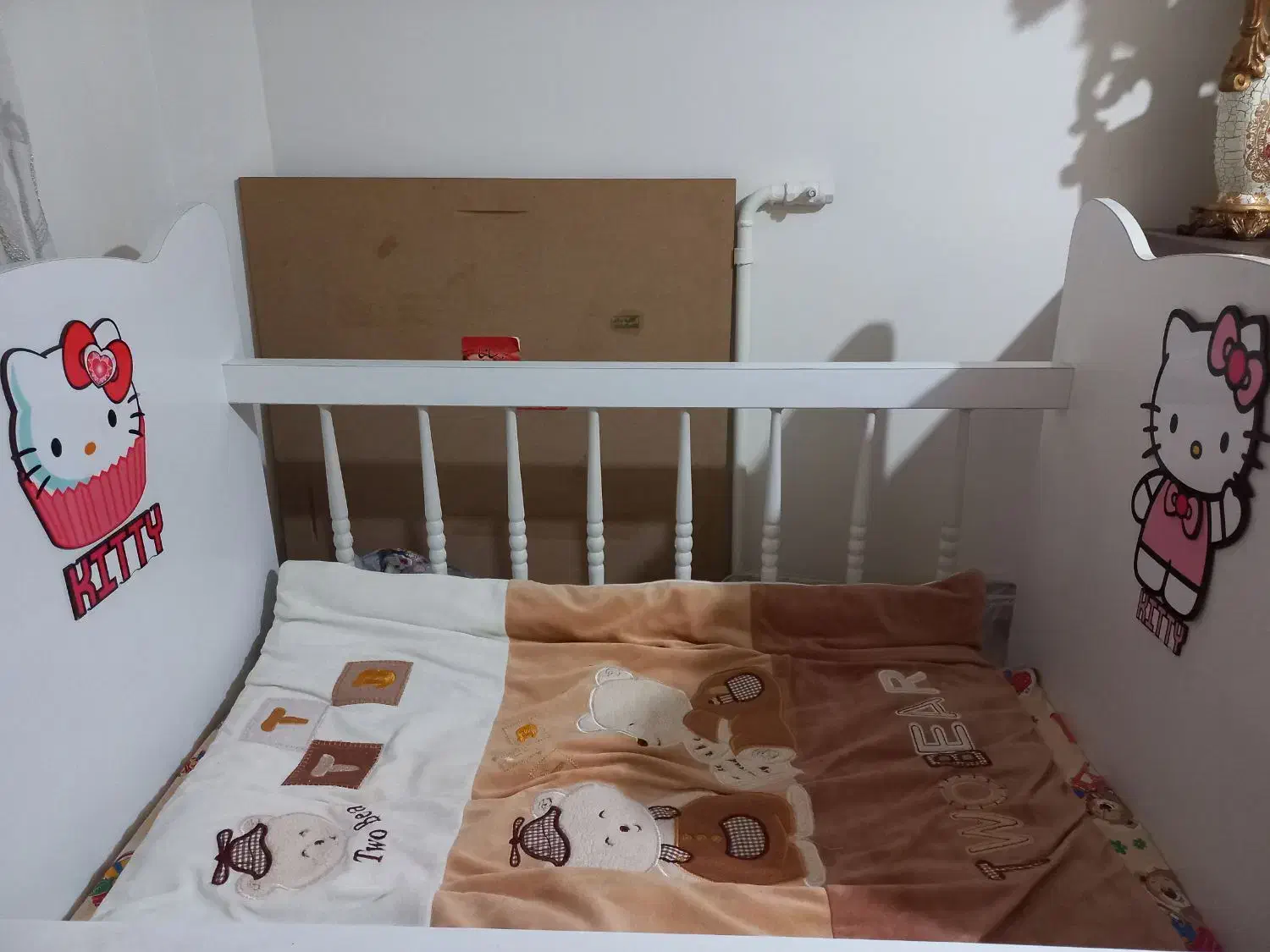 تخت‌ کودک‌ کشودار با تشک|تخت و صندلی بچه|تهران, مینای جنوبی|دیوار