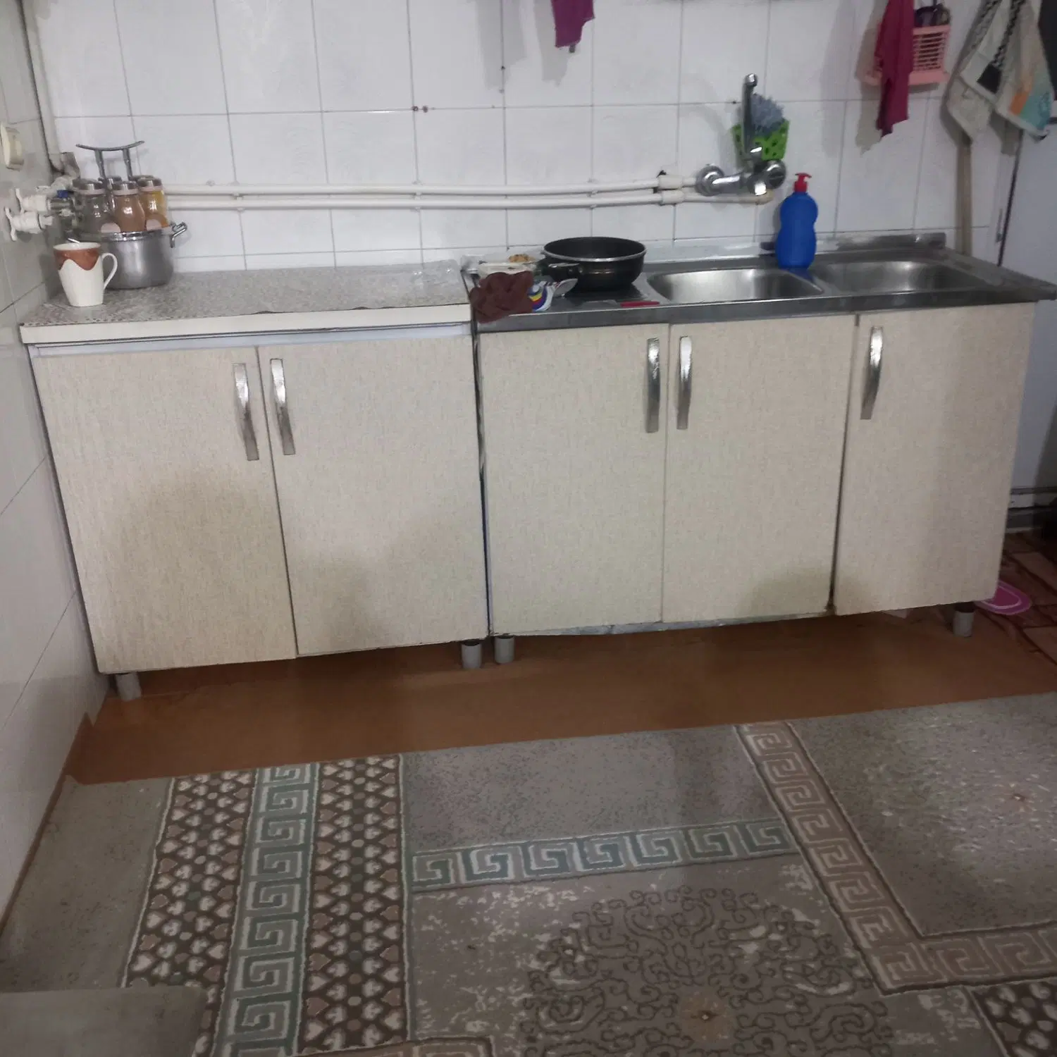 کابینت فلزی درب چوبی|آبچکان و نظمدهنده ظروف|بهارستان, |دیوار