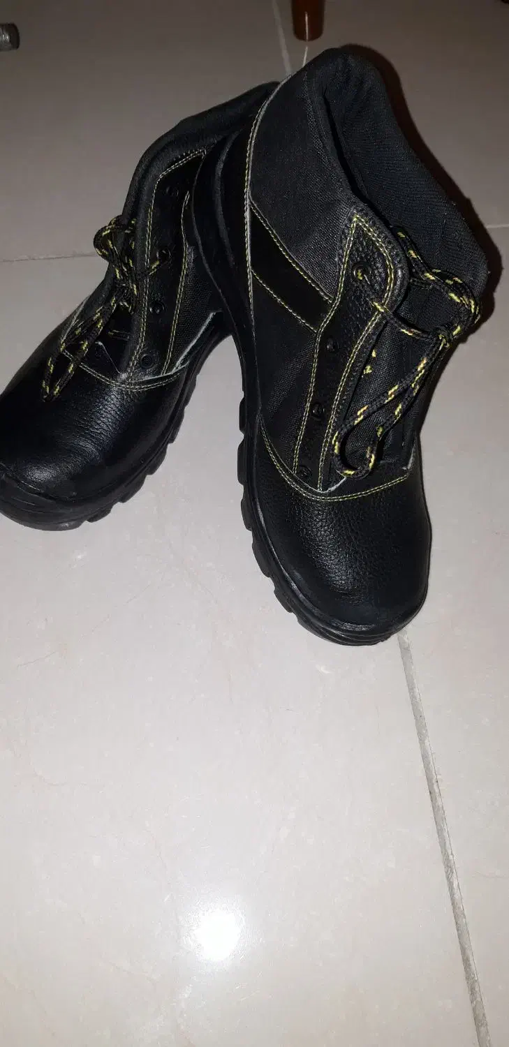 کفش ایمنی|کیف، کفش، کمربند|مشگین شهر, |دیوار