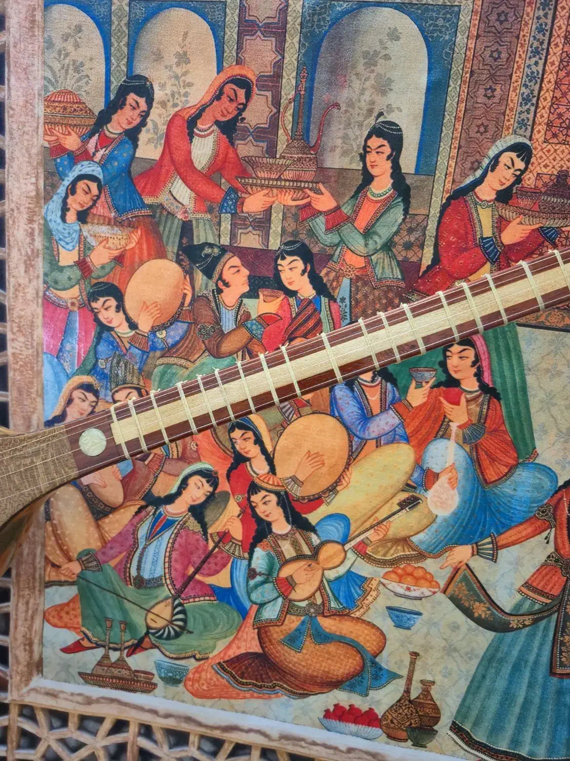 سه تار|سازهای سنتی|تهران, جمهوری|دیوار